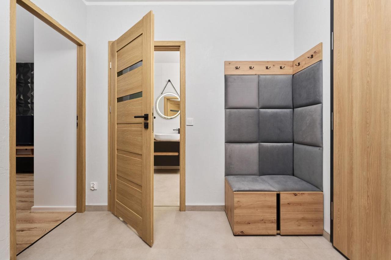 Nowa Manufaktura Apartment Wroclaw Krzyki By Noclegi Renters Exterior photo